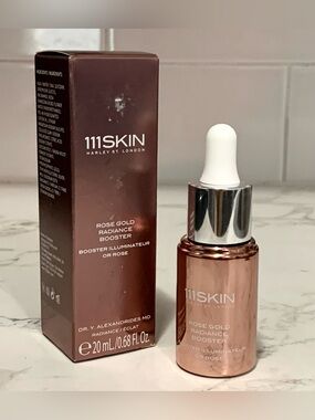 111SKIN Rose Gold Radiance Booster